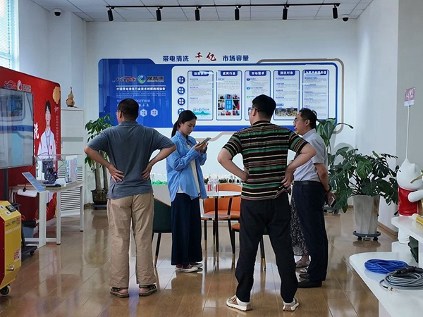蓝清科技客户考察098